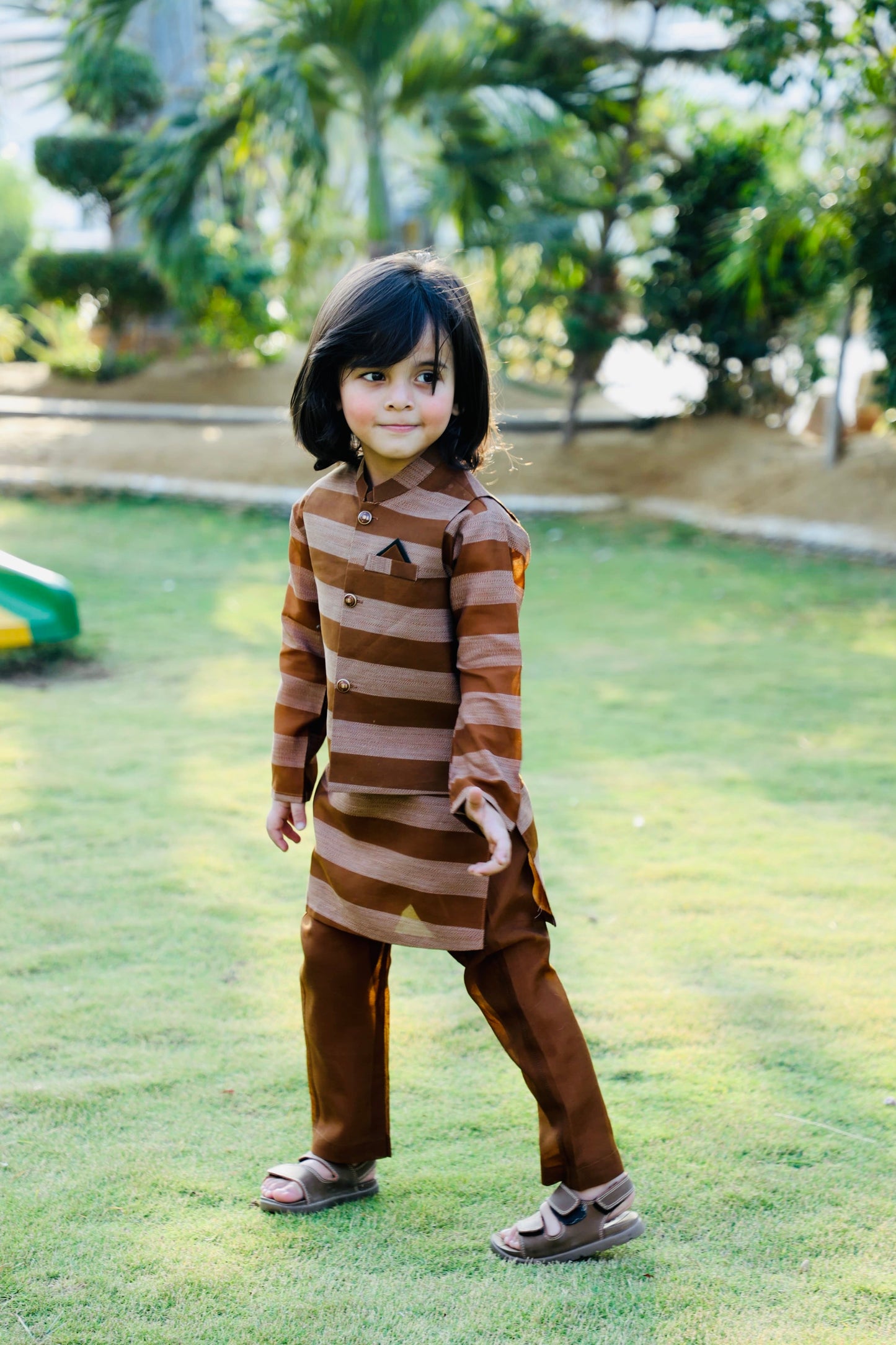 Earth Brown Waistcoat Suit AHW 021