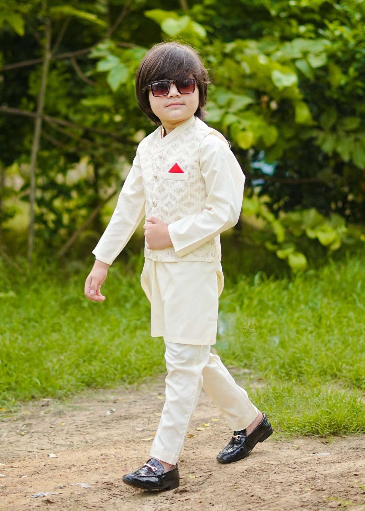 Bavarian Cream Waistcoat Suit-KC 029