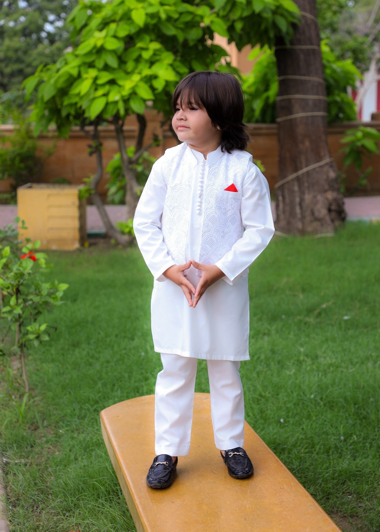 White Waistcoat Suit-KC 049